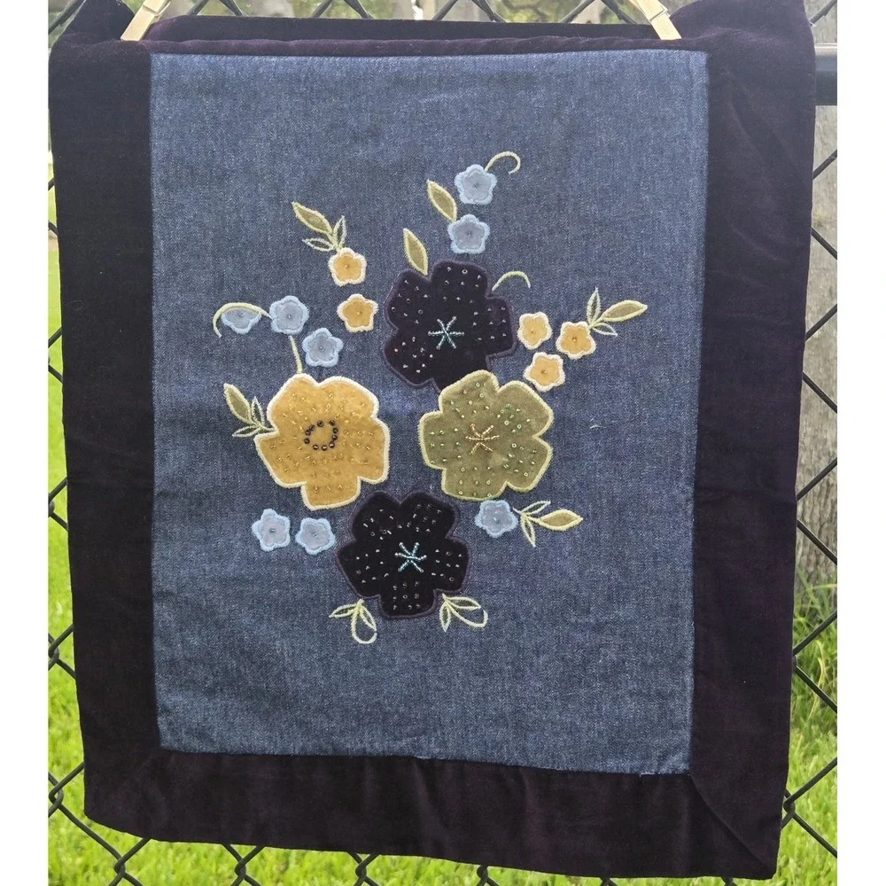 Rare Vintage Spiegel Home Cotton Embroidered Denim Throw/2 Matching Floral Shams